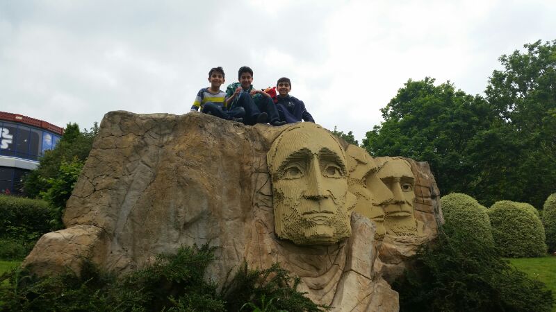 img-1